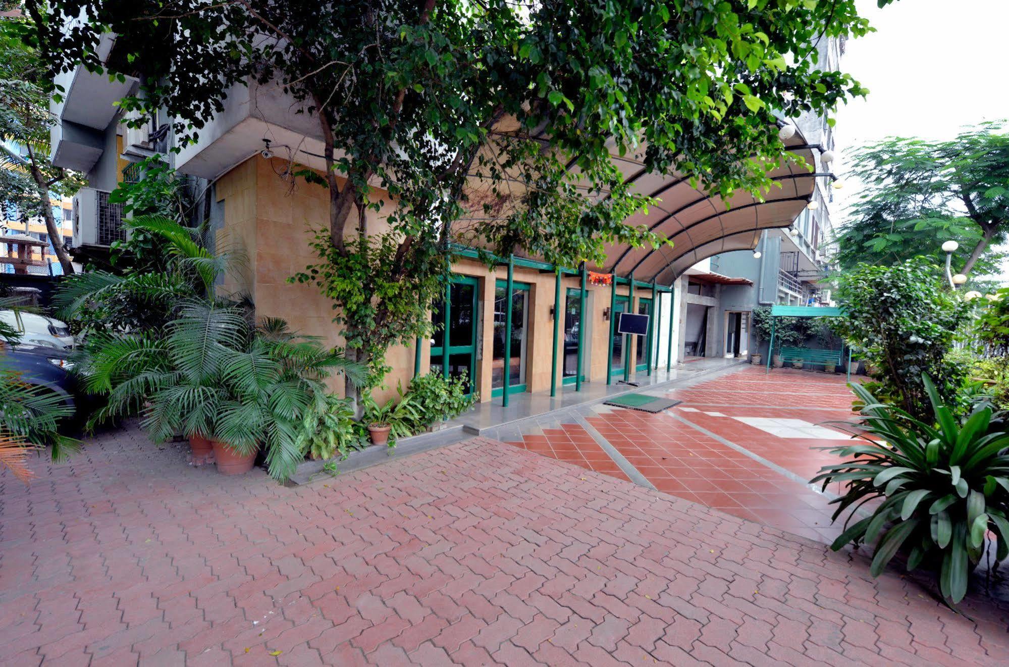 Budget Inn Bellevue Surat Bagian luar foto