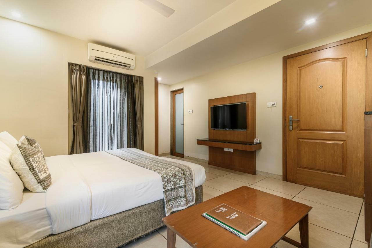 Budget Inn Bellevue Surat Bagian luar foto